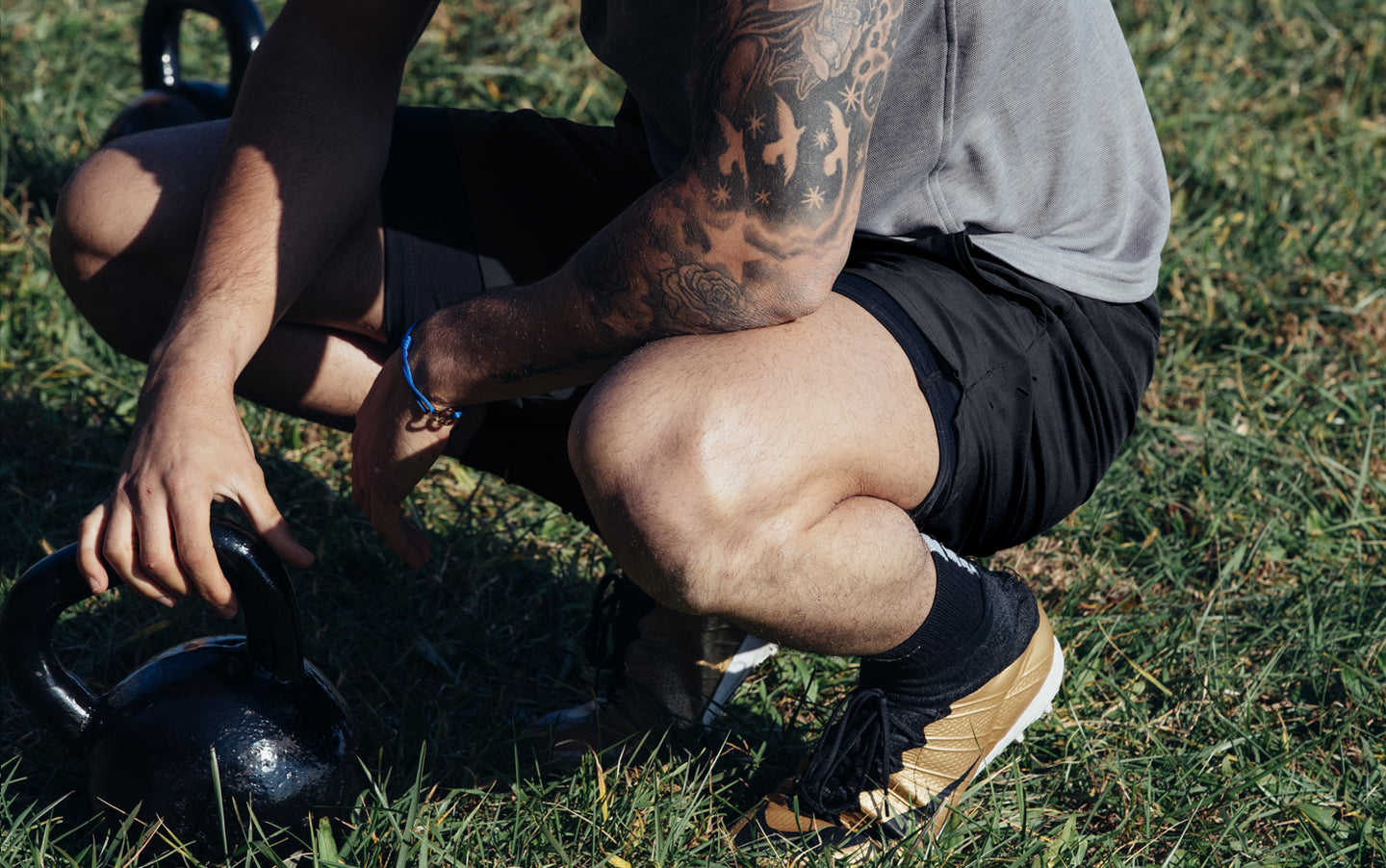 Man crouching in the Interval Short